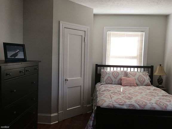 CF5BF1F9-4C29-4842-83B7-BFF8450D939D