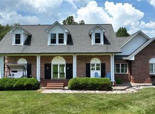 1297 Boiling Springs Rd, Purlear, NC 28665