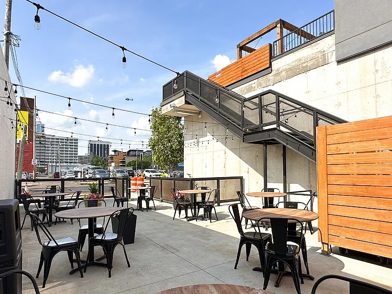 Harlow on Main — Photo 15