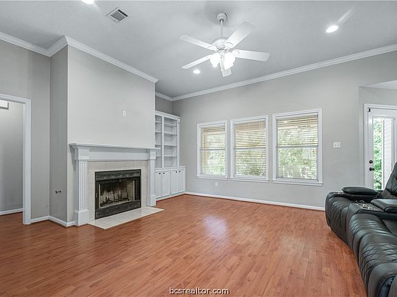 2nd image of 2713 Mirkwood Ct