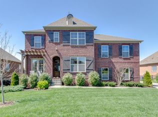 1006 Vista Ct, Hendersonville, TN 37075