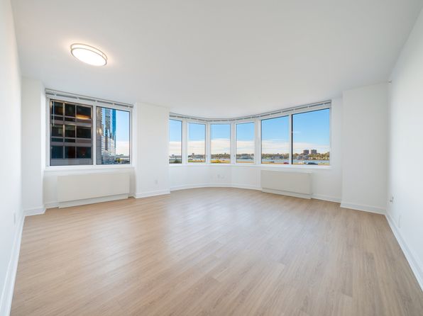 140 Riverside Blvd APT 524