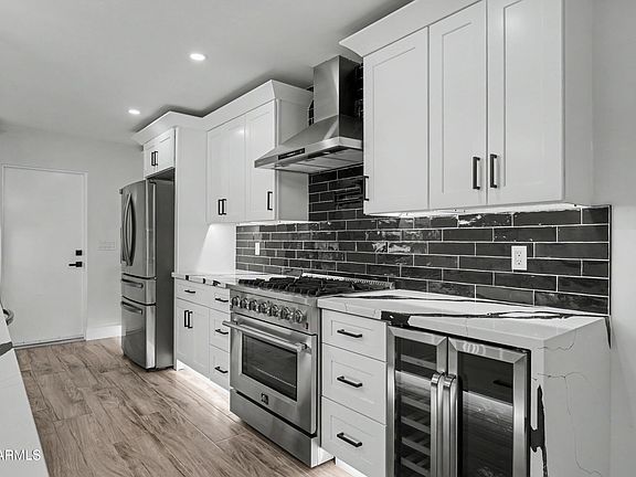 5th image of 3117 E SWEETWATER Avenue