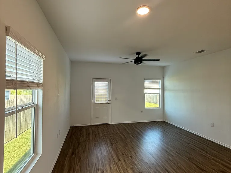 2701 Entrada Tranquila Way — Photo 8