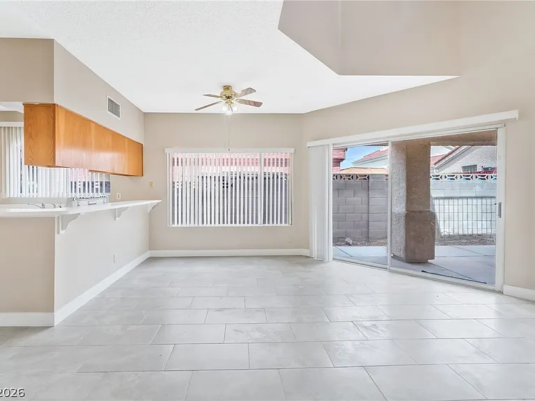 6536 Sterling Springs Pkwy — Photo 7
