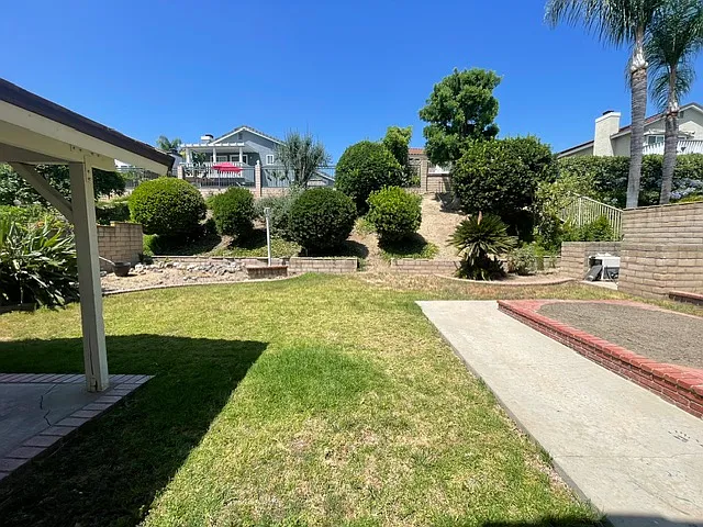 3393 Royal Ridge Rd — Photo 30