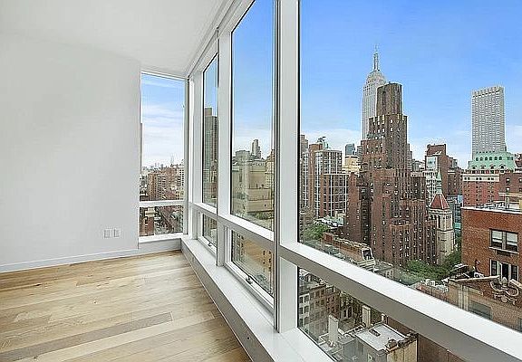 4th image of 325 Lexington Ave APT 18A