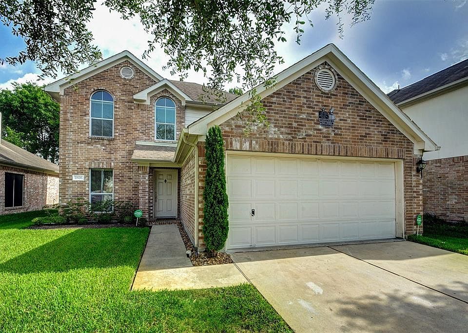 1st image of 2806 Thompson Creek Dr