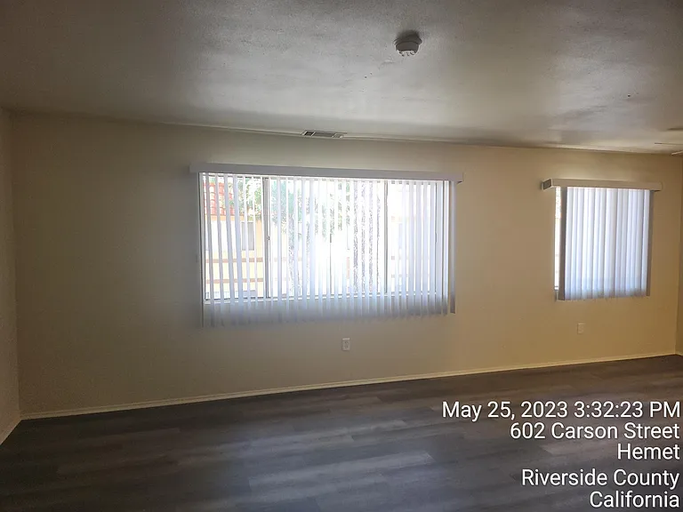 602 Carson St — Photo 4