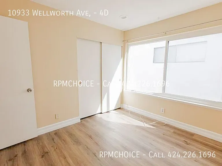 10933 Wellworth Ave #4D — Photo 19