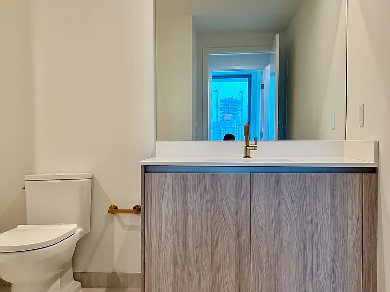77 SE 5th St #4002 — Photo 18