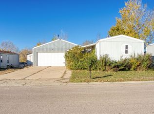 2300 Cheryl Ave, Gillette, WY 82718