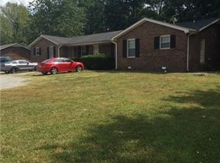348 Dupuis Dr APT B, Clarksville, TN 37042