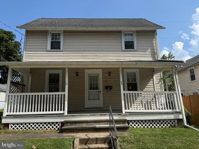 24 W Broad St, Malvern, PA, 19355