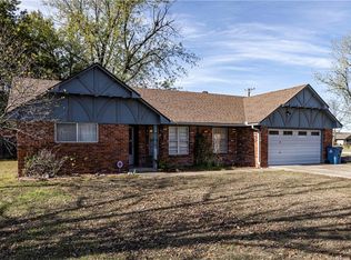 402 S Wilshire Blvd, Coffeyville, KS 67337