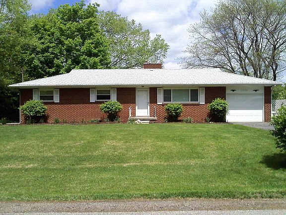 2nd image of 2626 Greencliff Dr