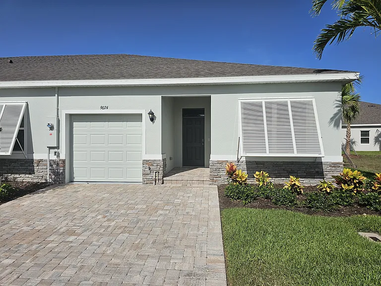 9074 Orchid Reserve Cir — Photo 1