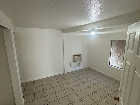 5th image of 623 S Whitney Ave