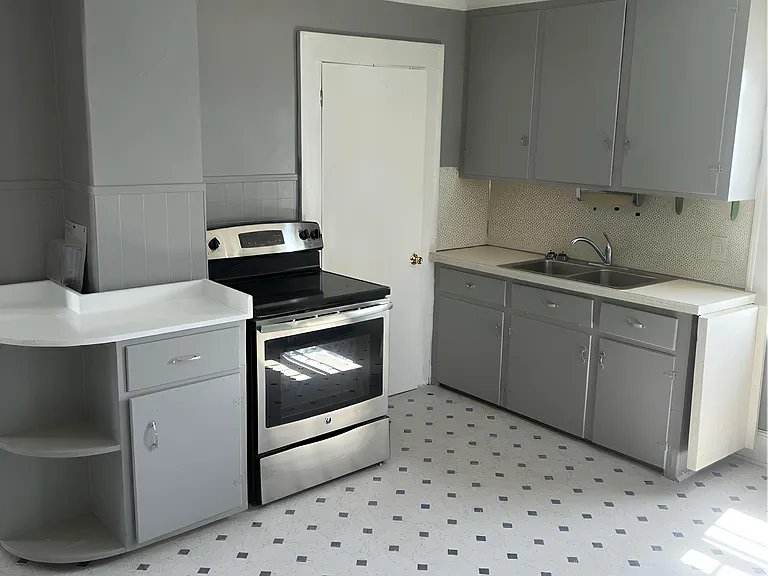 1733 Bundy St #2 — Photo 8