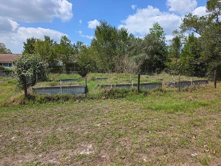 5015 Darlington Rd — Photo 14