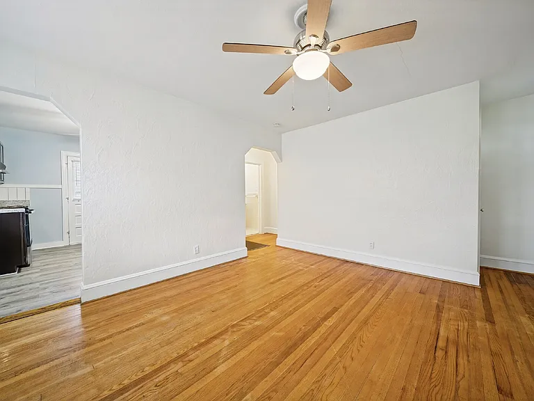 3702 Cape Henry Ave #B — Photo 10