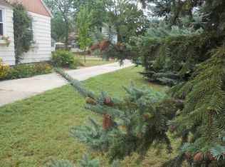 351 W 20th St, Holland, MI 49423