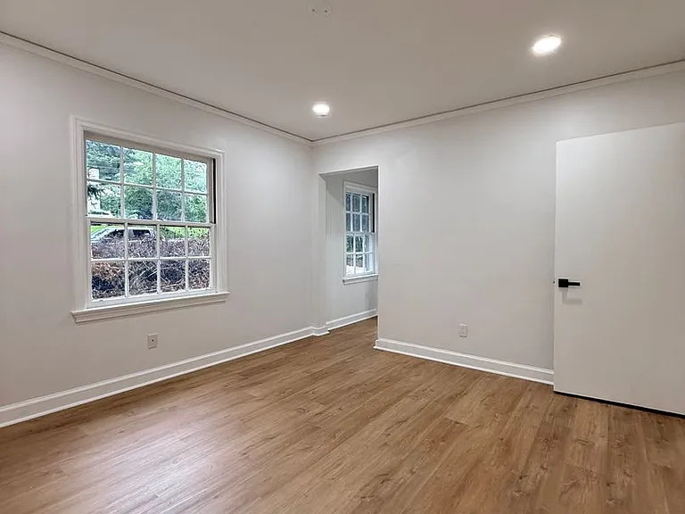 3556 N Wareingwood Dr — Photo 12