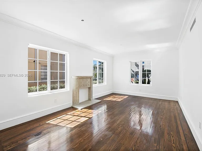 1545 Meridian Ave — Photo 39