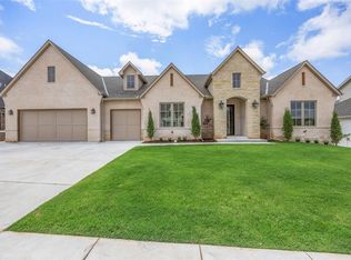 2917 Sandstone Rdg, Edmond, OK 73034