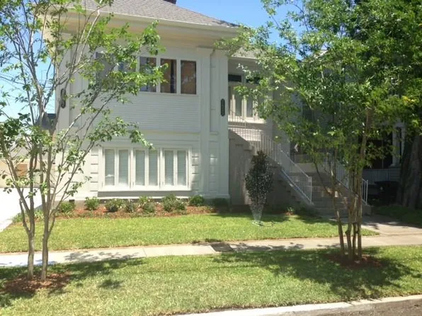 7925 Spruce St, New Orleans, LA 70118