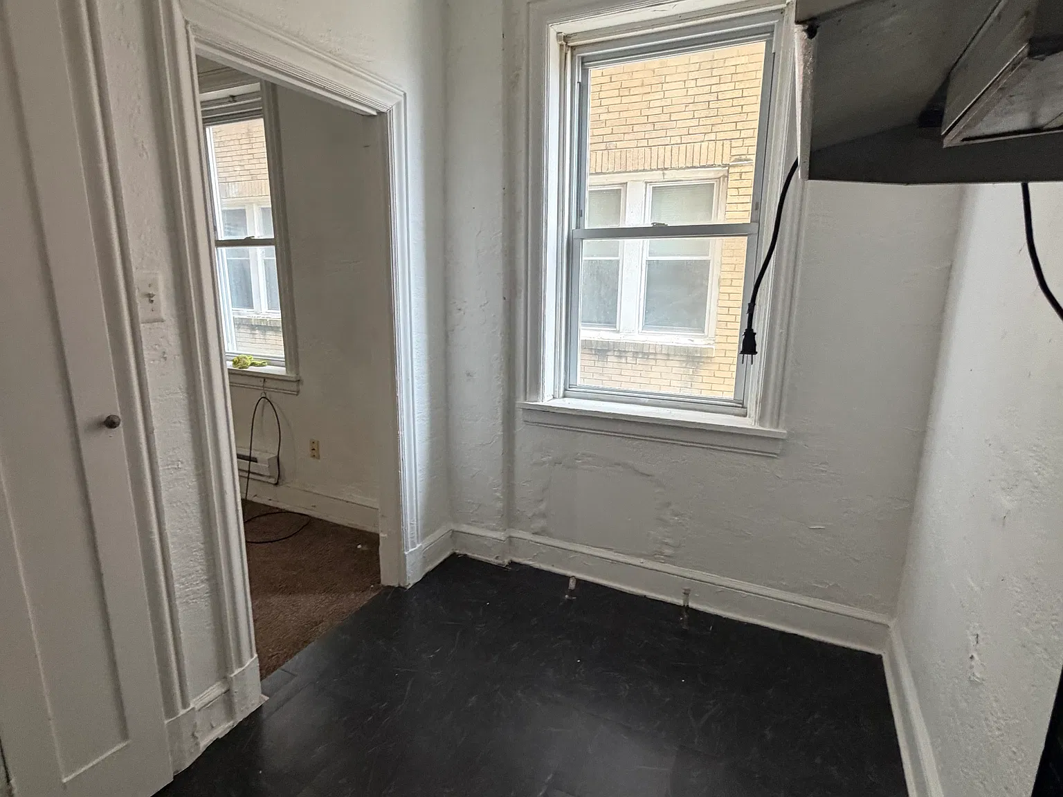 1 bed, 560 sqft, $1,350 — Photo 3