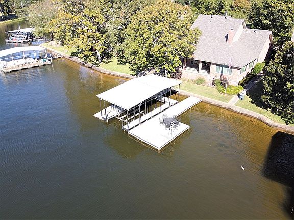 5th image of 138 Bay Oaks Cv