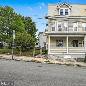 222 S 2nd St, Coaldale, PA, 18218