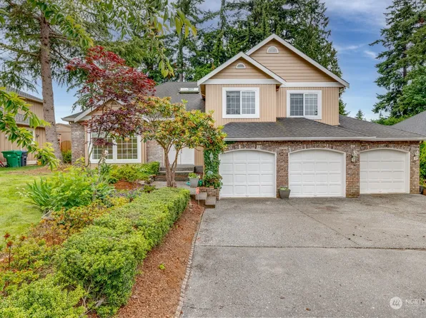 8704 44th Avenue W, Mukilteo, WA 98275