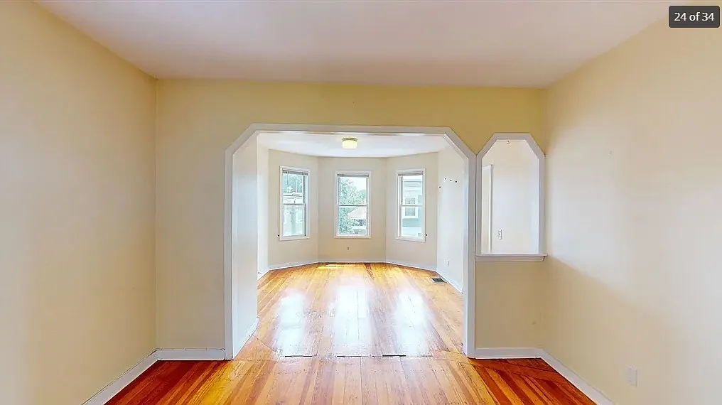 3 bed, 1250 sqft, $1,250 — Photo 1