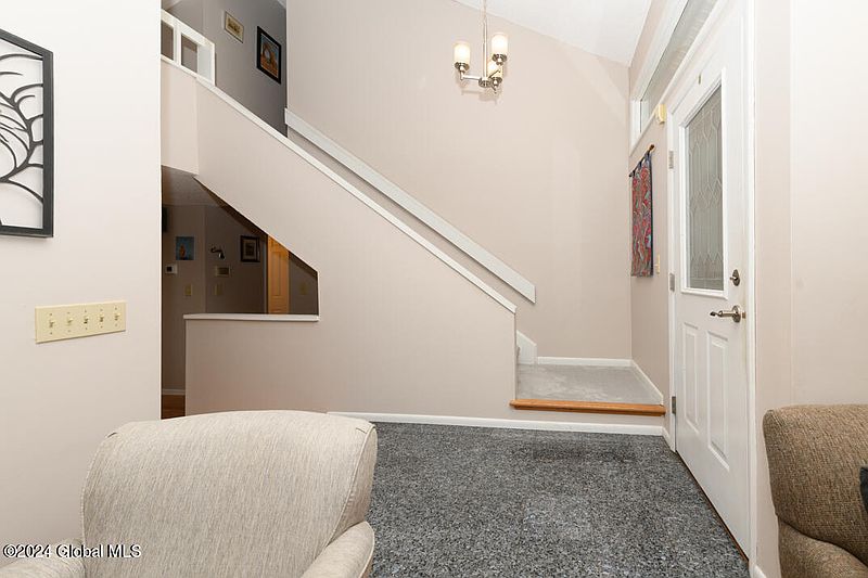 5th image of 15 Candlewood Drive