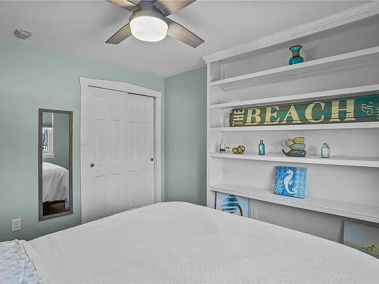 70 Carroll Ave #310 — Photo 25