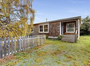 545 Elmira Ave SE, Bandon, OR 97411