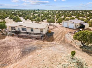 5270 Old Hunt Rd, Concho, AZ 85924