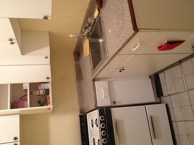2nd image of 1337 Fulton St