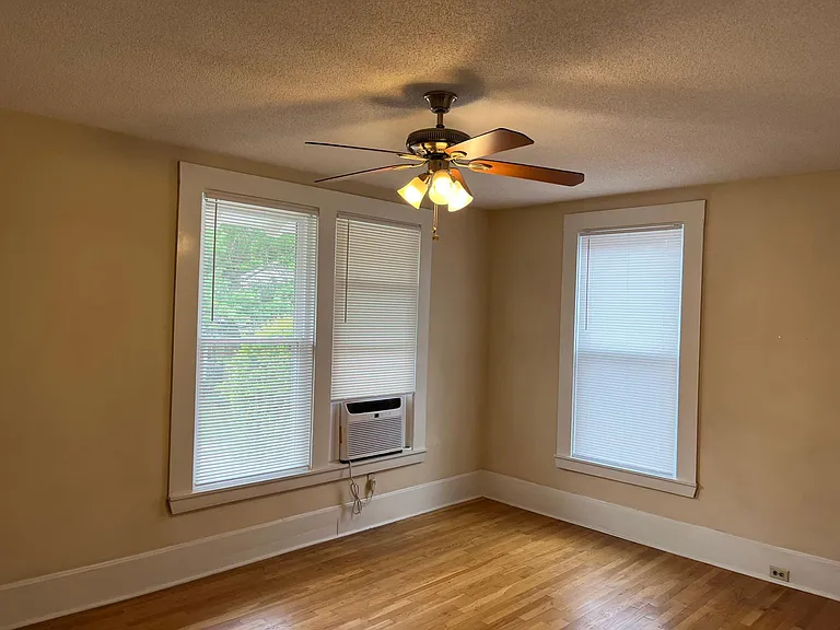 240 N McNeil St #3 — Photo 16