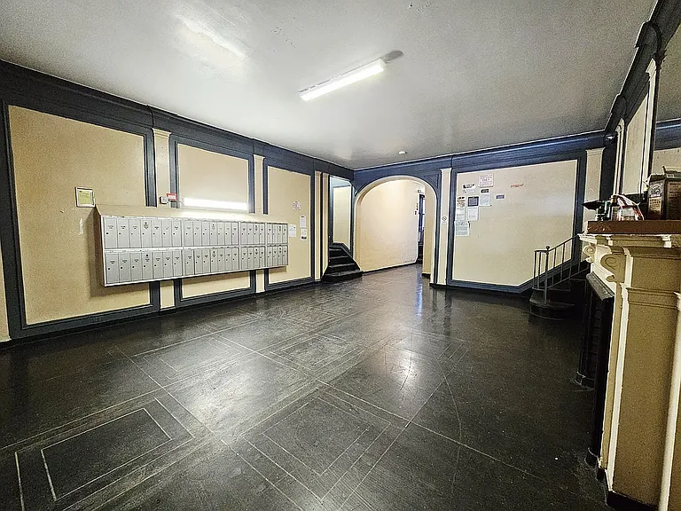 218 Linden Blvd #E4 — Photo 4