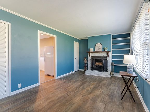 4th image of 2225 Ravenswood Dr