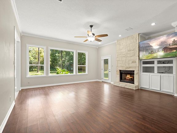 5th image of 24310 Lenze Rd