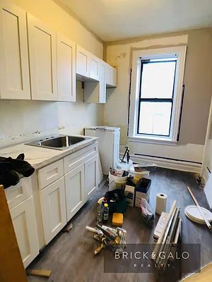 Rented by BRICK & GALO REALTY CORP | media 3