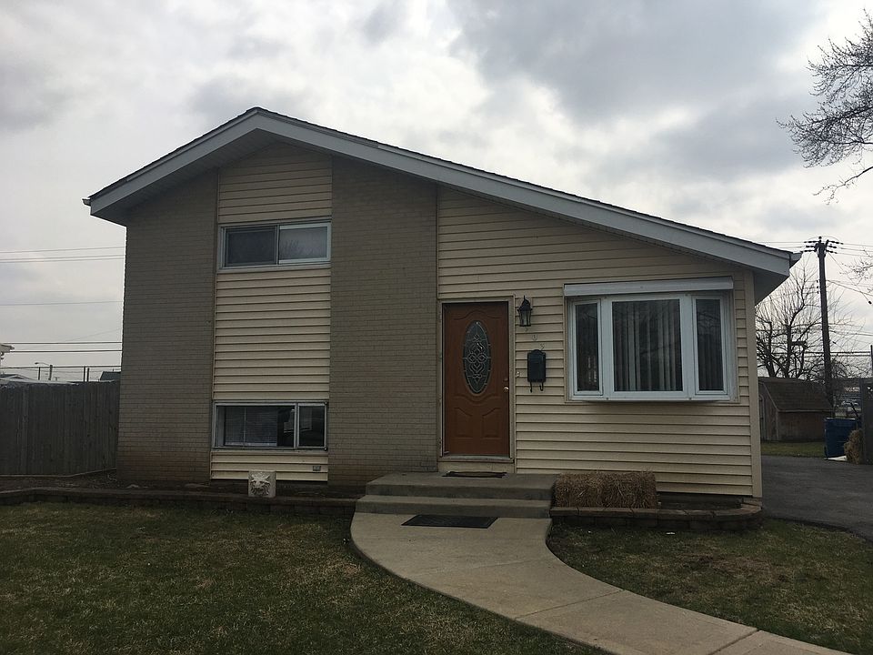 1st image of 303 E Hirsch Ave