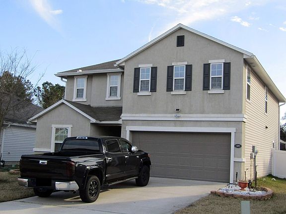 2nd image of 15893 Hutton Ln