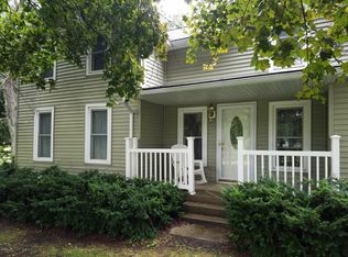 1940 E Sterling Rd, Jonesville, MI 49250