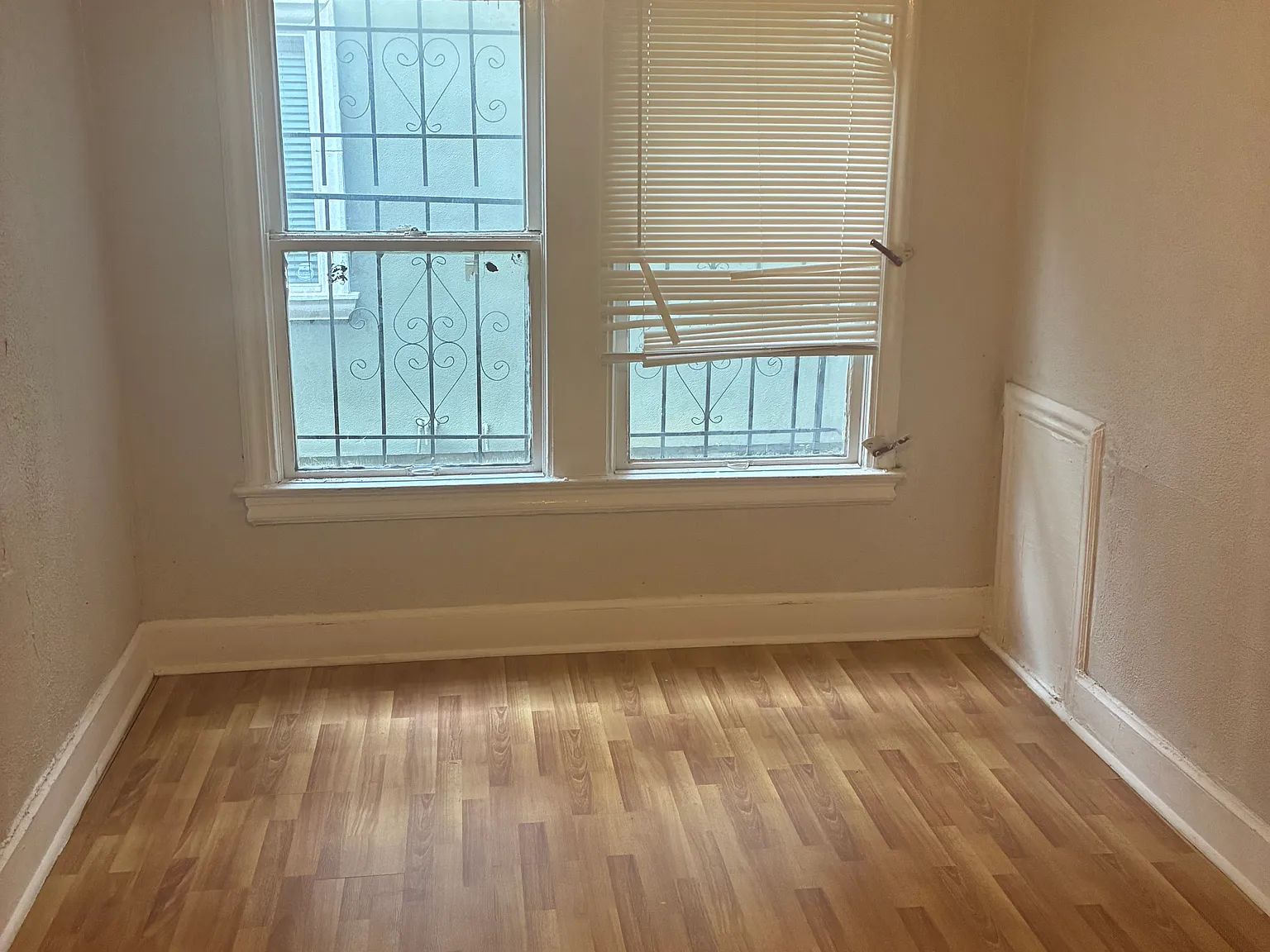 4226 Wycliff Ave — Photo 2