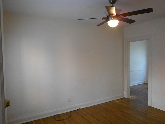 4th image of 2400 Woodbourne Ave APT 1A
